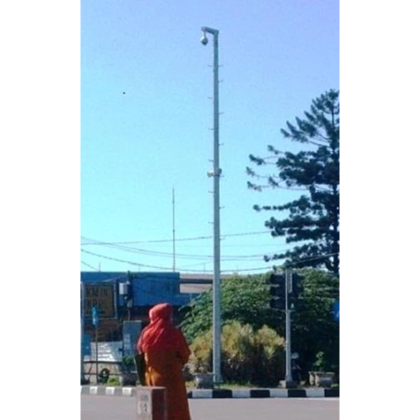Galvanized Iron pole for CCTV